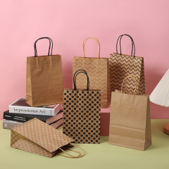 Manufacturer's new style kraft paper dot paper bag shopping handbag creative shopping gift bag can be customized logo 