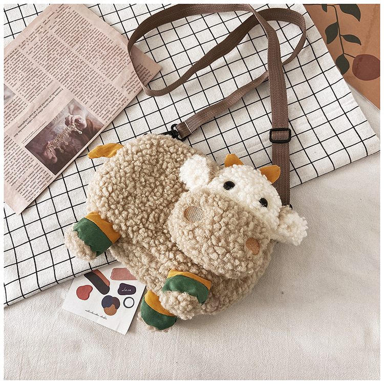 Women's Small Plush Animal Cute Zipper Crossbody Bag display picture 5