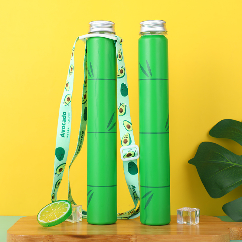 Celebridad en línea Panda sosteniendo la taza de bambú desechable de plástico delgado para mascotas taza de té de leche para llevar 400ml taza de bebida de jugo