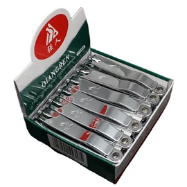 清洁球/刷;筷子;刨子、削皮器