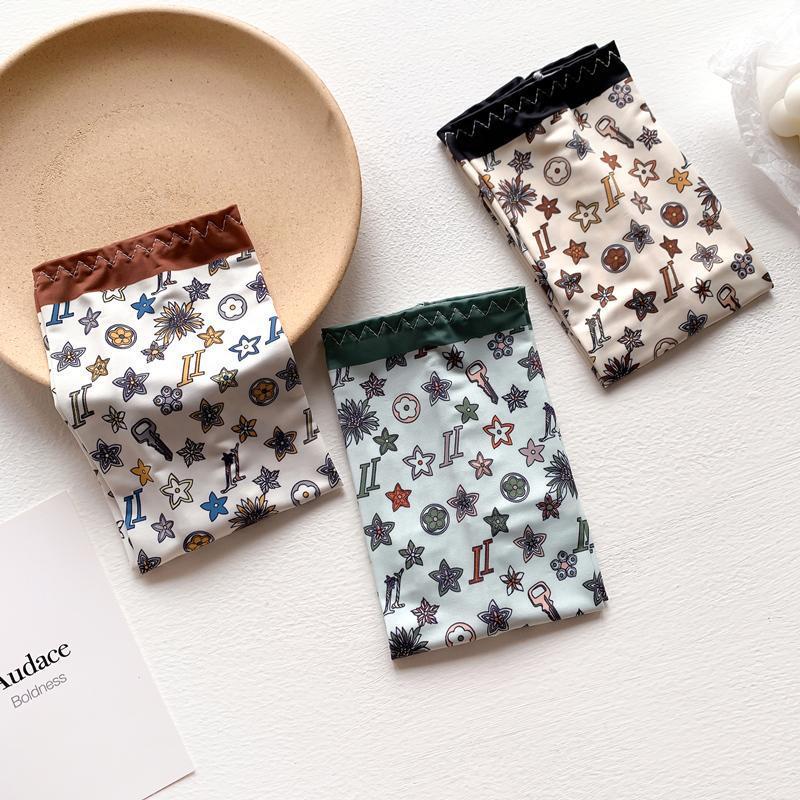 Star item summer ice silk ice sleeves sunscreen arm sleeves for women UV protection hand sleeves thin type driving cycling gloves