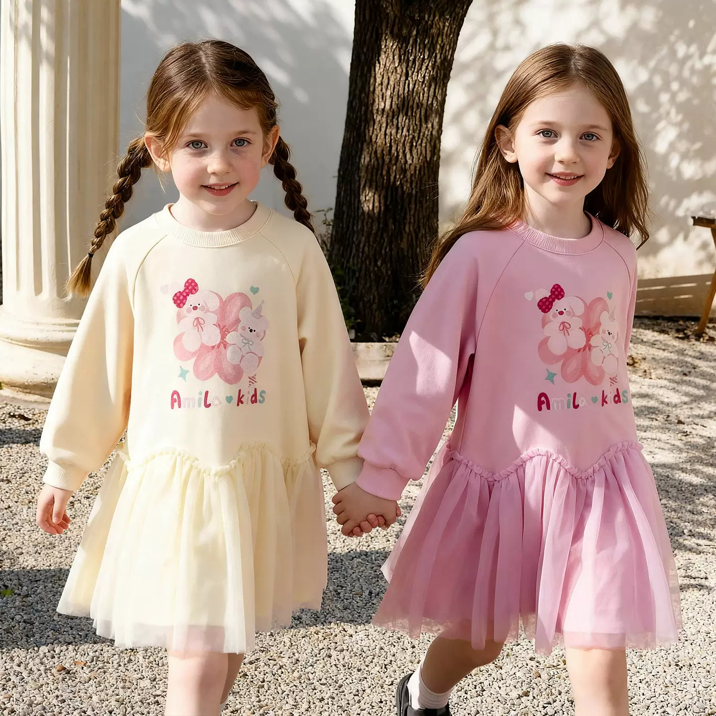 童贝童装2026年春季新款女童连衣裙可爱卡通印花网纱拼接公主裙