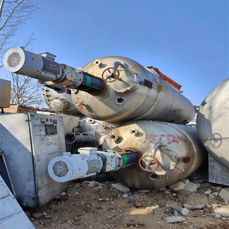 二手不锈钢发酵罐 微生物果酒液体浓缩搅拌混合 蒸汽电加热 盛源