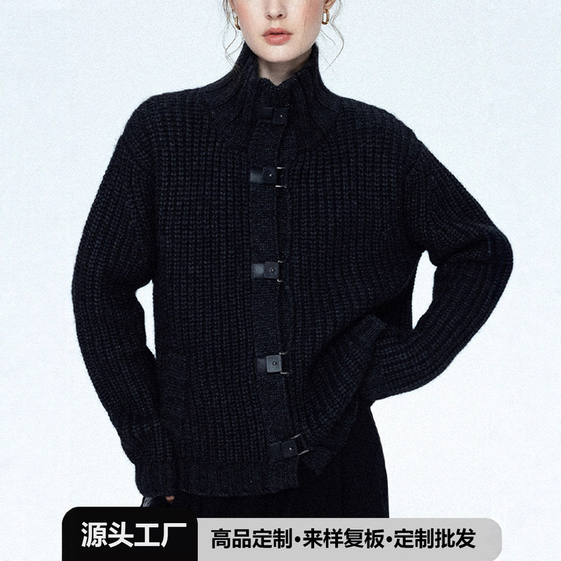 Factory Wholesale Thickened Wool Stand-Collar Knit Sweater for Women, New Winter Design with Horn Buttons, Chunky Knit Cardigan