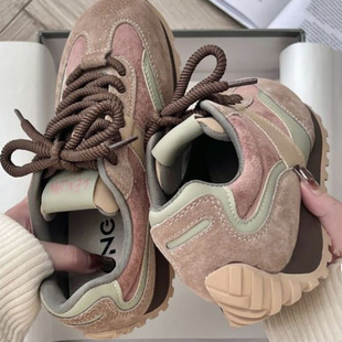 Retro Moral Training Shoes Super Hot Color Matching Thick-Soled Sports Shoes Women's Shoes 2024 Autumn New High-Quality Easiest for Match Casual Shoes