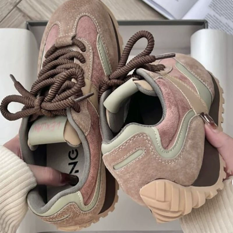 Ретро мокская обувь супер-пламенная спортивная обувь на толстой подошве женская обувь 2024 осень новый премиум смысл универсальная повседневная обувь