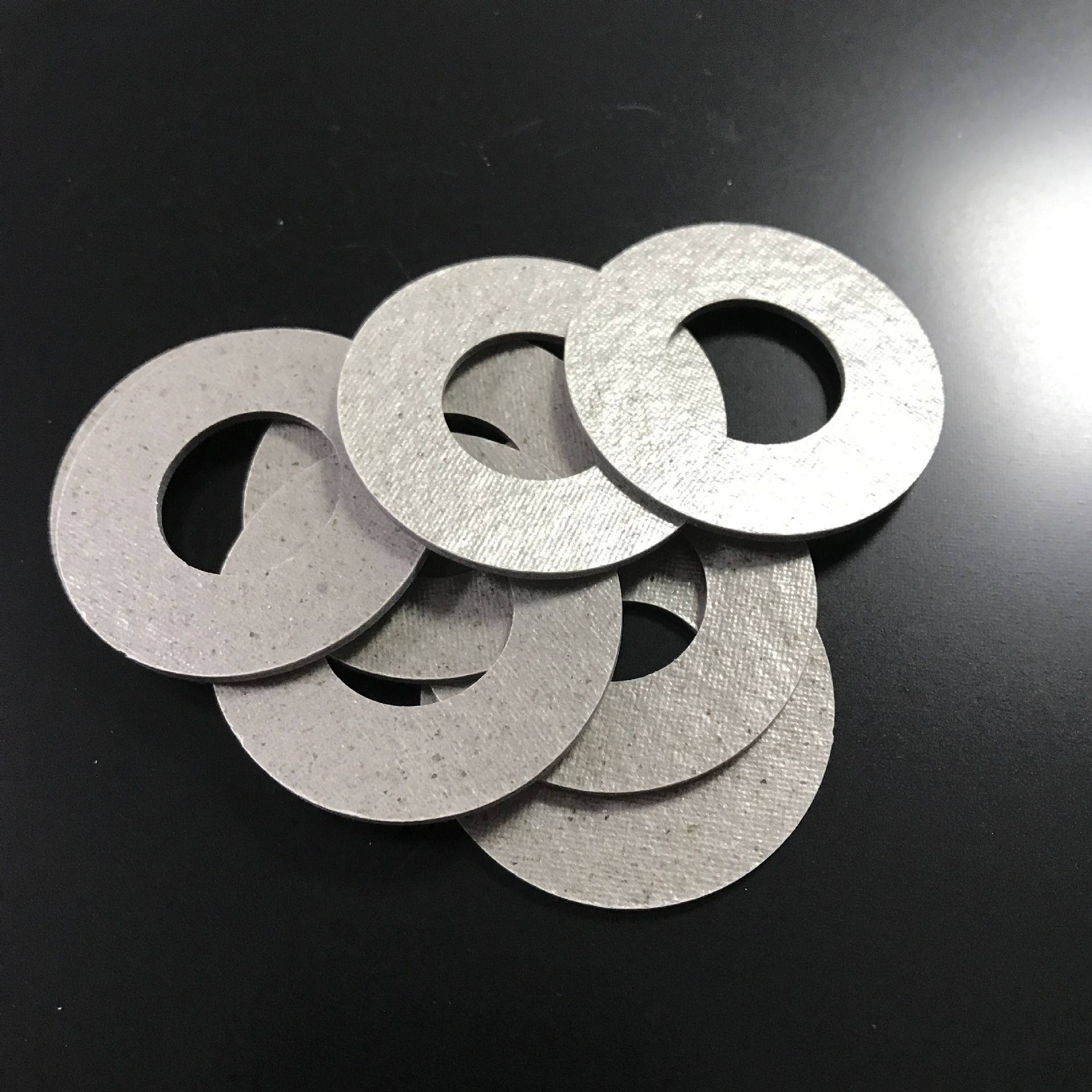 东莞 防火银白色云母片板加工 耐高温云母垫片 CNC成型