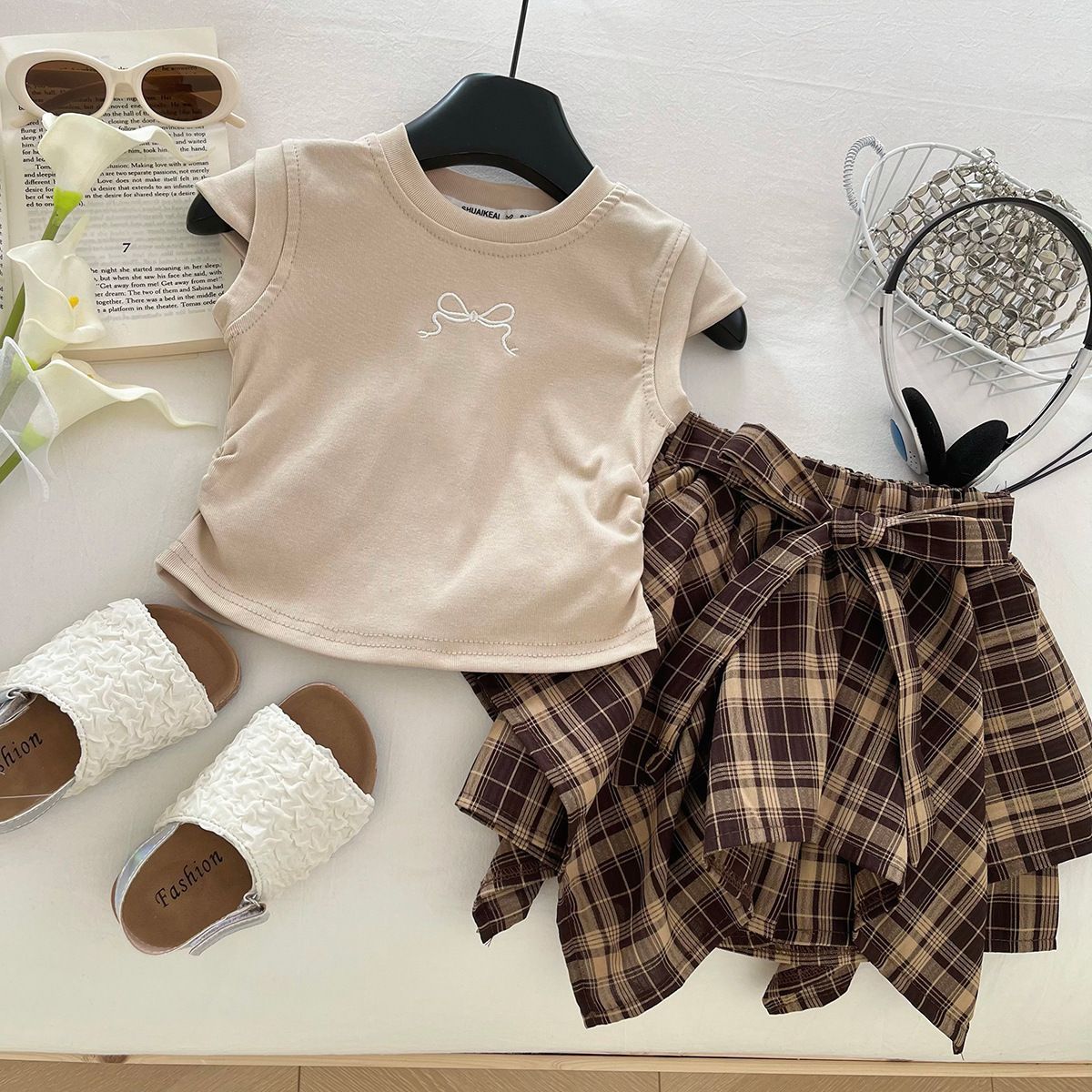 New 2026 Girls' Summer Outfit Korean Style Girls' Summer Short-Sleeved T-Shirt Trendy Hot-Selling Short Skirt Two-Piece Set Trendy