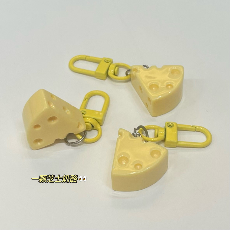 Cute Cheese Keychain Milk Yellow Cheese Piece Jewelry Pendant Student Girl's Sweet Heart Simulation Food Play Pendant