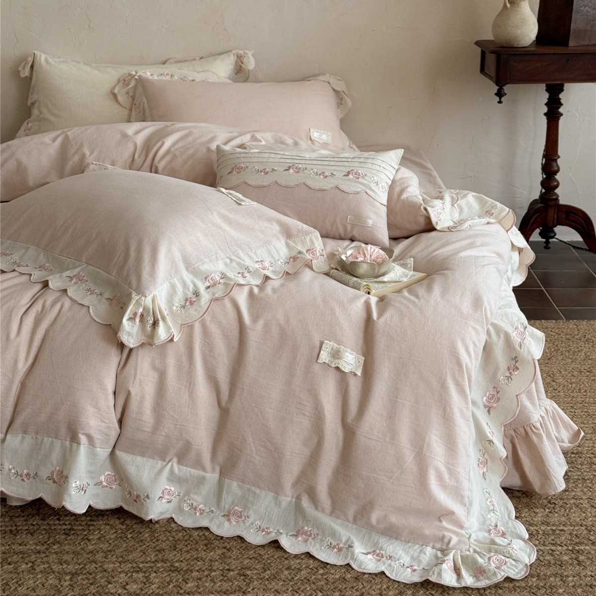 French Style Natural Linen Lace High-End Bedding Bedding Cotton and Linen Skin-Friendly Breathable Bedding Home Textile Yuhua Shi