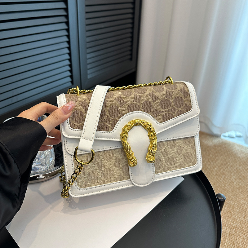 Nuevo estilo de comercio exterior transfronterizo, cadena de viento de fragancia pequeña, bolso de axila de un solo hombro, 2025, bolso cuadrado pequeño de mensajero salvaje de estilo occidental de alta gama