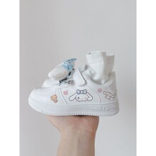 皮面鞋蓝色玉桂狗女童可爱鞋子儿童小白鞋2025秋季新款板鞋运动鞋