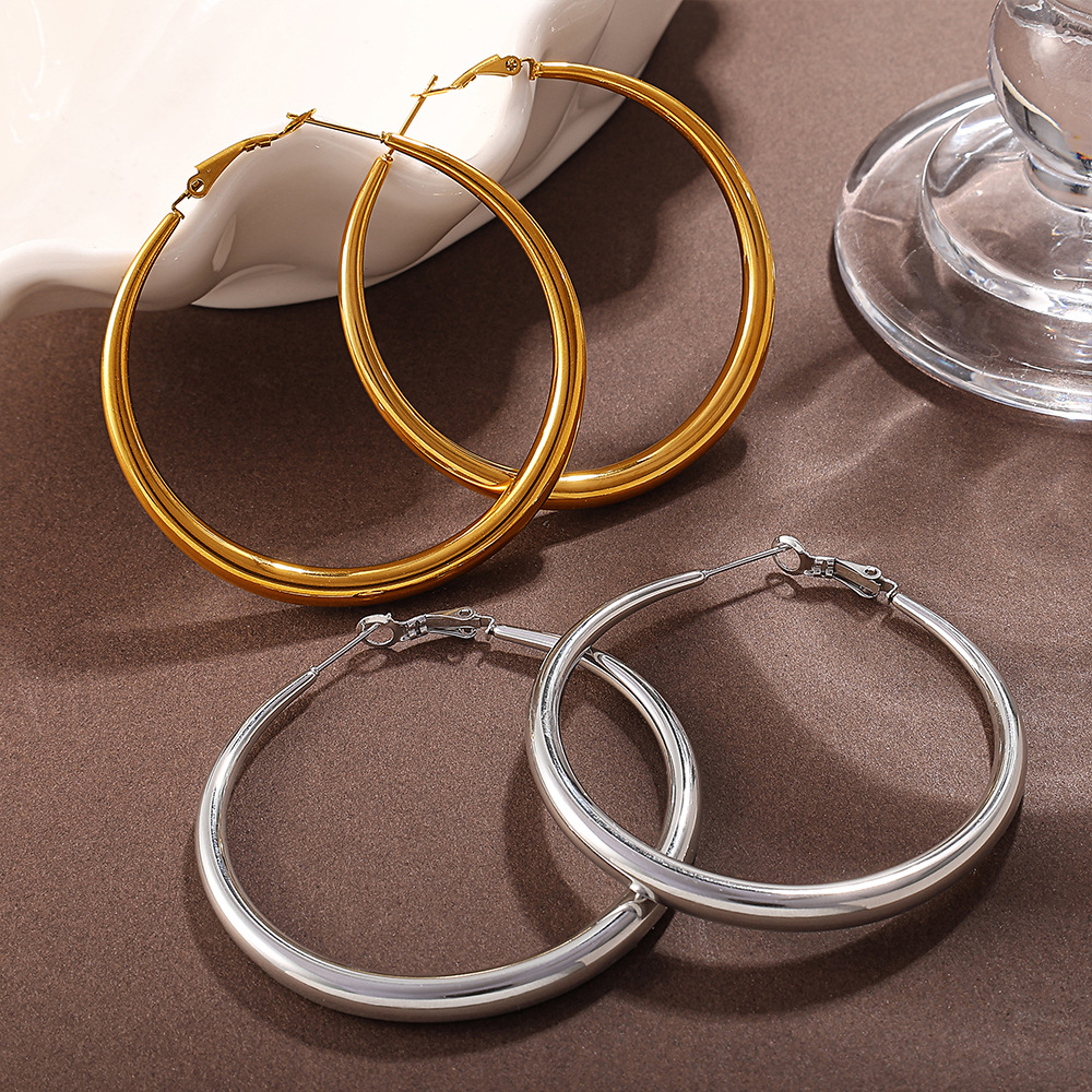 Hoop Large Circle Earrings Light Luxury Niche Simple Plain Circle_voghion.com