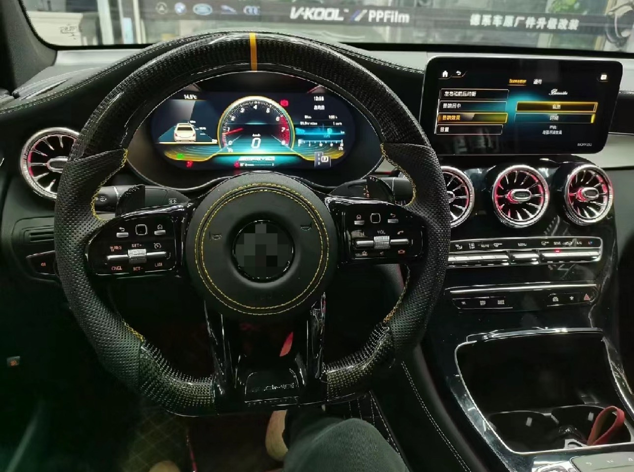 Suitable for Mercedes-Benz AMG809 carbon fiber steering wheel A-Class, C-Class, E-Class, ML old model modification and upgrade to new model assembly