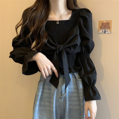新商品の春秋服はフランス式の小衆の短い長袖のシャツのデザイン感があります。