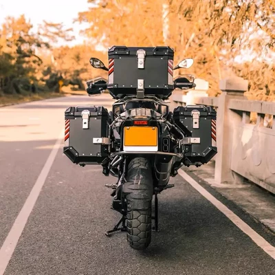 35L Right Hide Exhaust Side: Motorcycle trunk