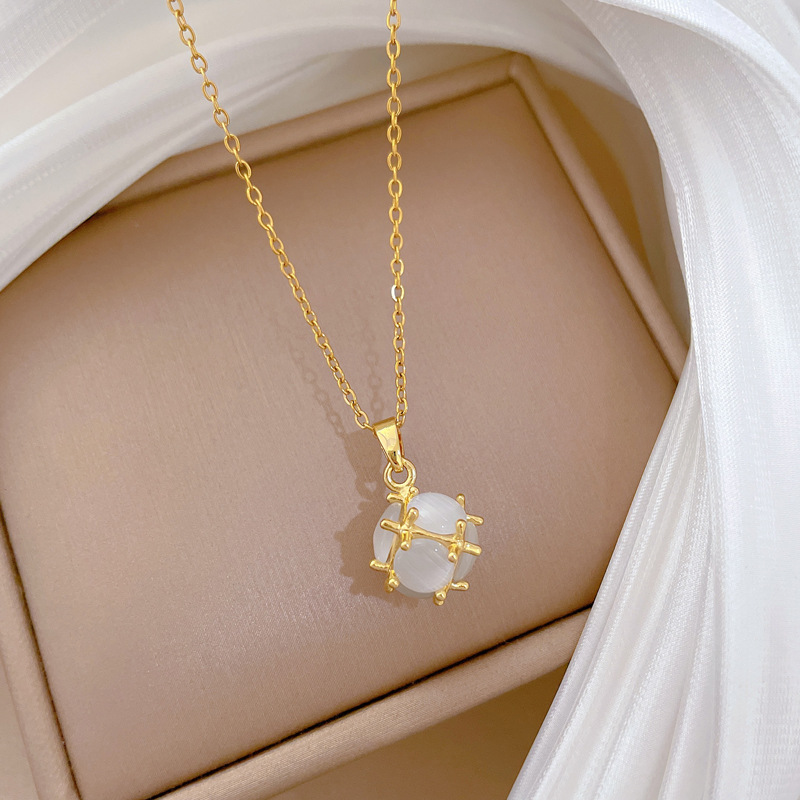 Collier élégant avec pierre œil de chat en acier titane_voghion.com