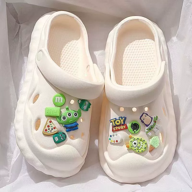 Women’s foam clogs (lightweight), anti‑slip, adjustable strap, sizes 36–41, multiple prints