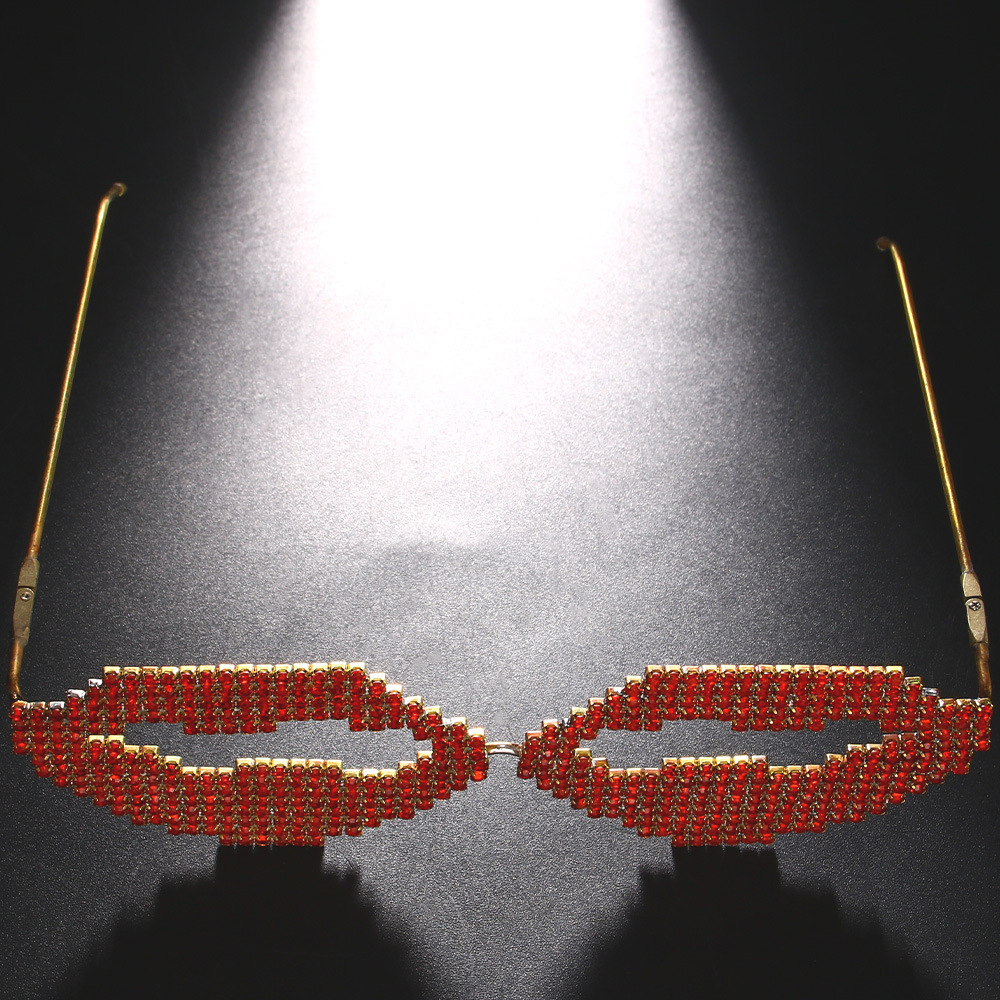 Personalizado hip hop gafas rojas marco femenino europeo y americano rhinestone gafas marco decoraciones calle tiro accesorios ojo marco