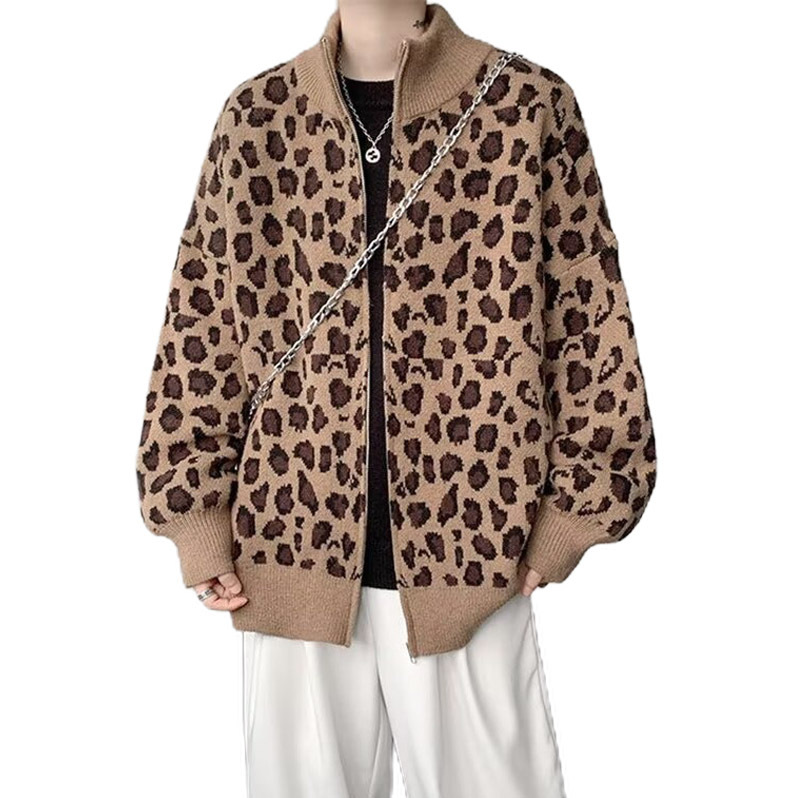 Explosiones transfronterizas de tamaño europeo de tamaño grande leopardo cardigán chaqueta jersey jersey hombre alto otoño invierno fábrica de suéter al por mayor