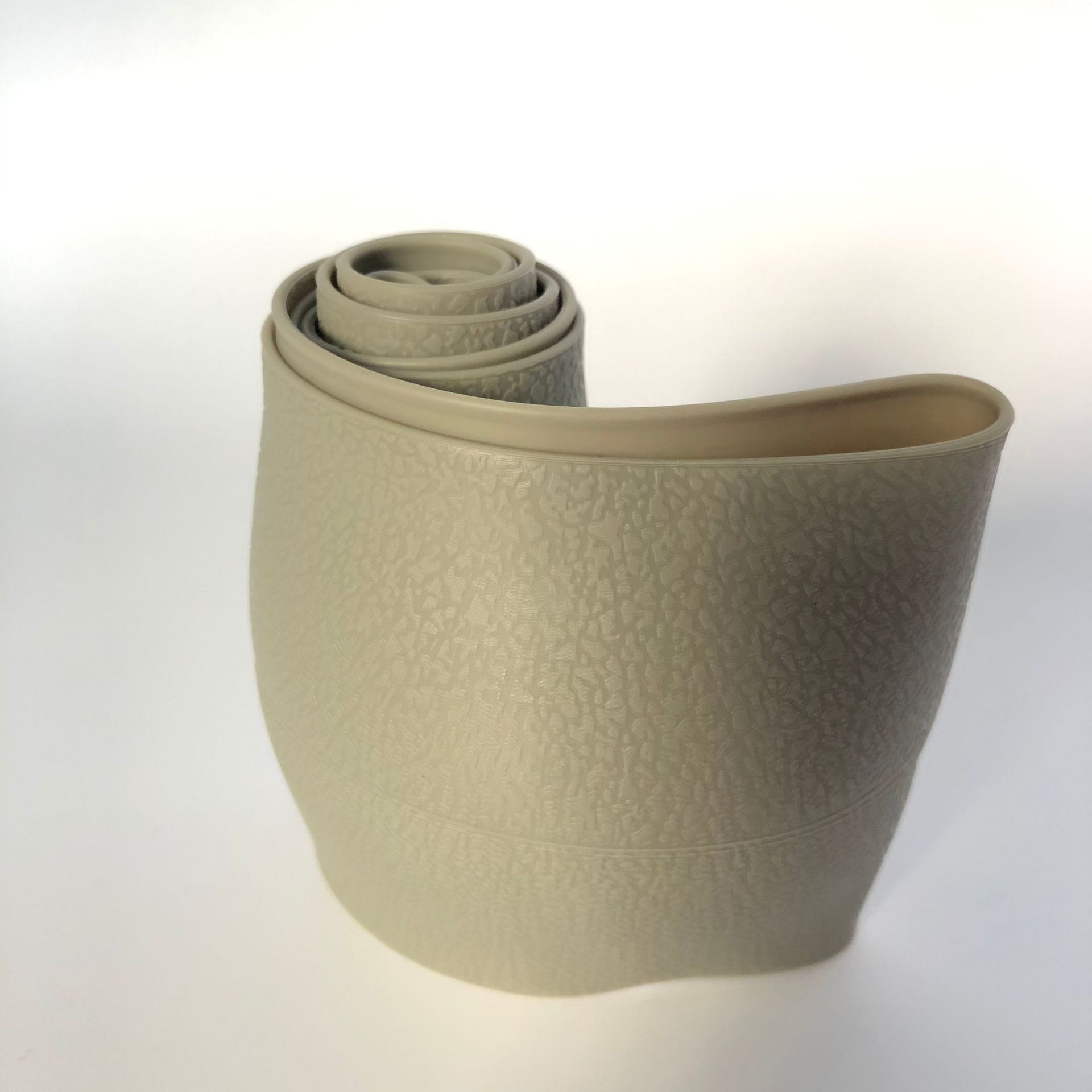 Patrón de cuero cubierta del volante de silicona de moda antideslizante cubierta de la manija de silicona absorbente de sudor cubierta del volante universal cuatro estaciones Universal