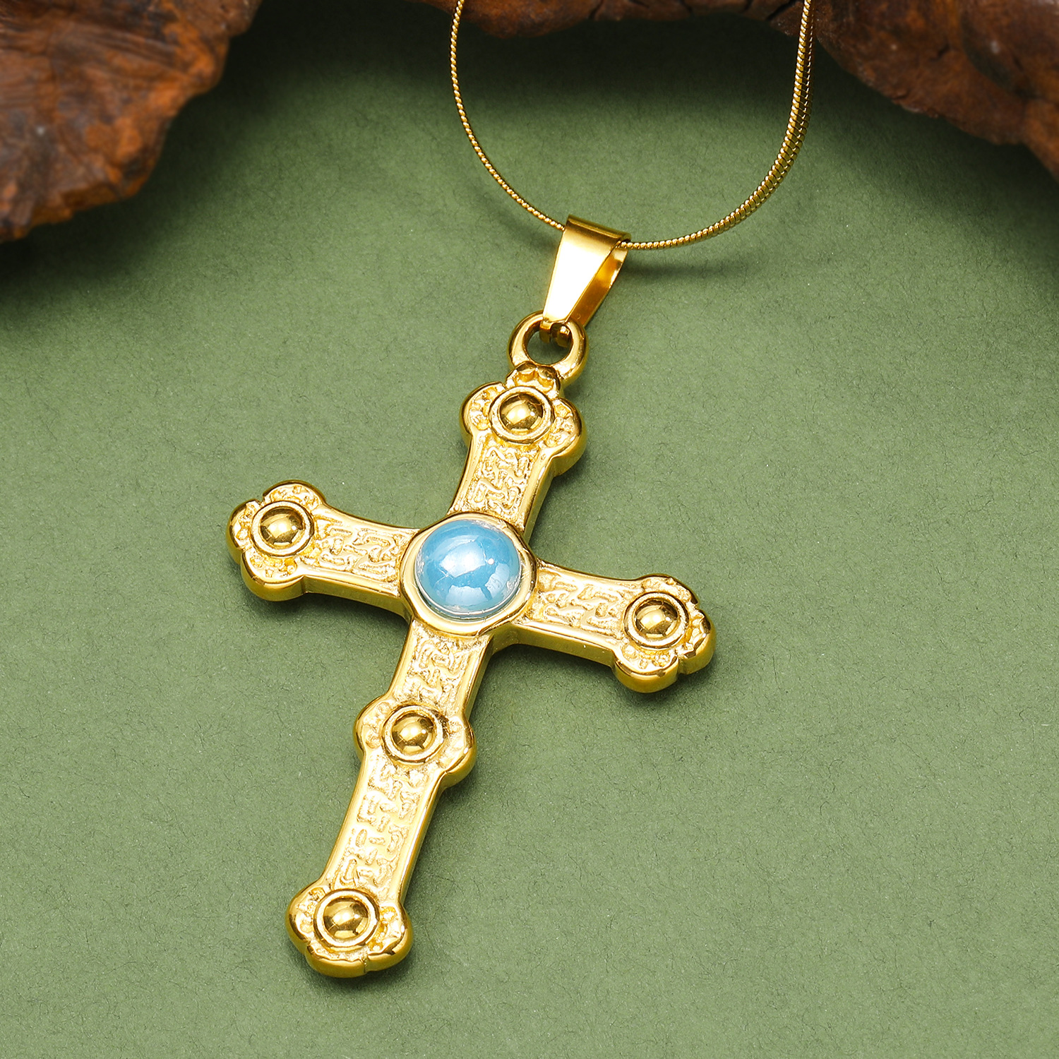 21g Weight Real Gold Plated Plating Material Artificial Gemstones Inlay Material Pendant Necklace Classification 1 Piece Quantity Casual, Daily Occasion 304 Stainless Steel Material Cross Pattern Women's Gender Vintage Style Style Waterproof Non Tarnish, Plating, Inlay Craft Real Gold Plated Cross 304 Stainless Steel Vintage Style Waterproof Non Tarnish Pendant Necklace 16
