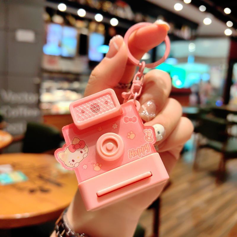 クリエイティブサンリオ発光カメラキーホルダーかわいいポラロイドカメラバッグペンダントキーチェーン小さなギフト|undefined