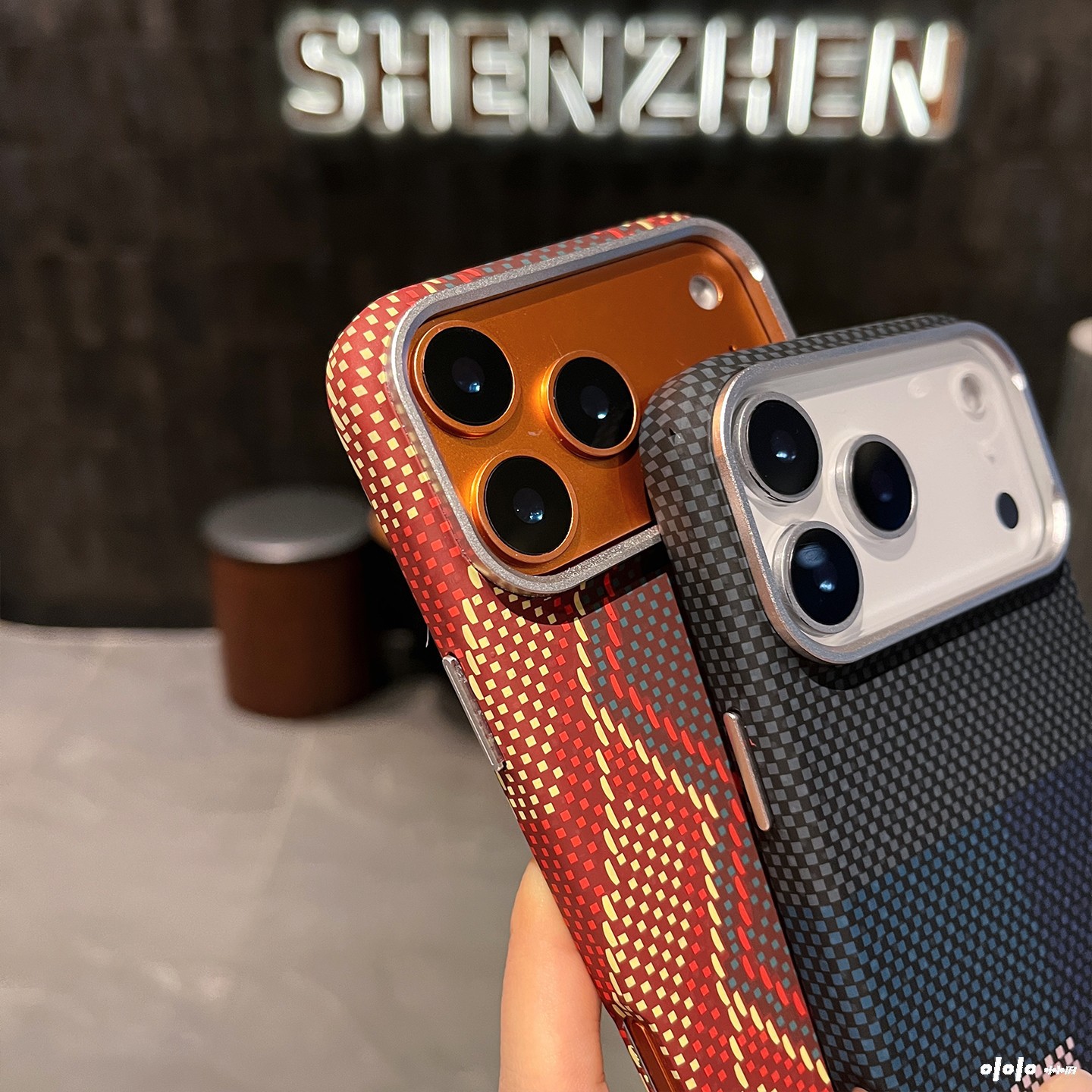 Funda Rígida Magnética para iPhone 17 Pro Max y 16 de PC con Cobertura Total y Protección Anti-Caídas image 2