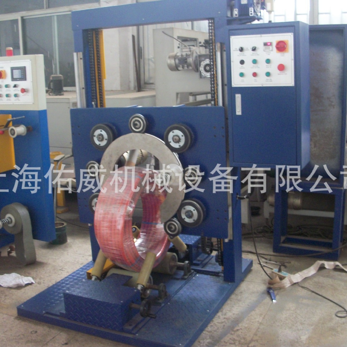 轮胎打包机轮胎缠绕包装机钢带轴承缠绕机立式环体缠绕机厂家直销