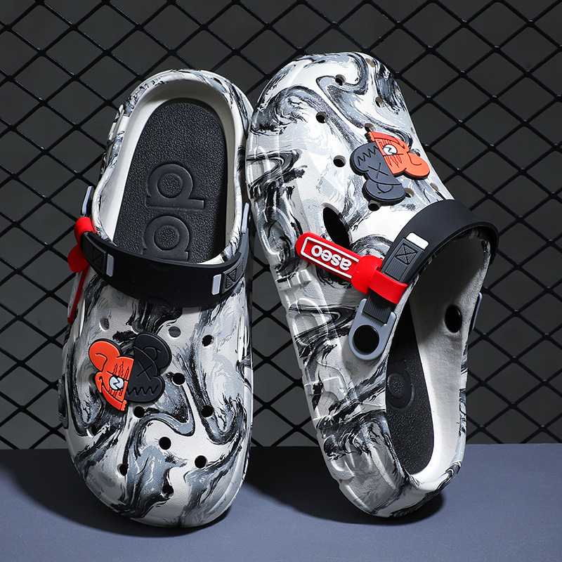 Eva Croc Shoes Men's Summer 2025 New Anti-Slip and Deodorant Beach Slippers for Outerwear DIY Sports Sandals and Slippers for Men Summer