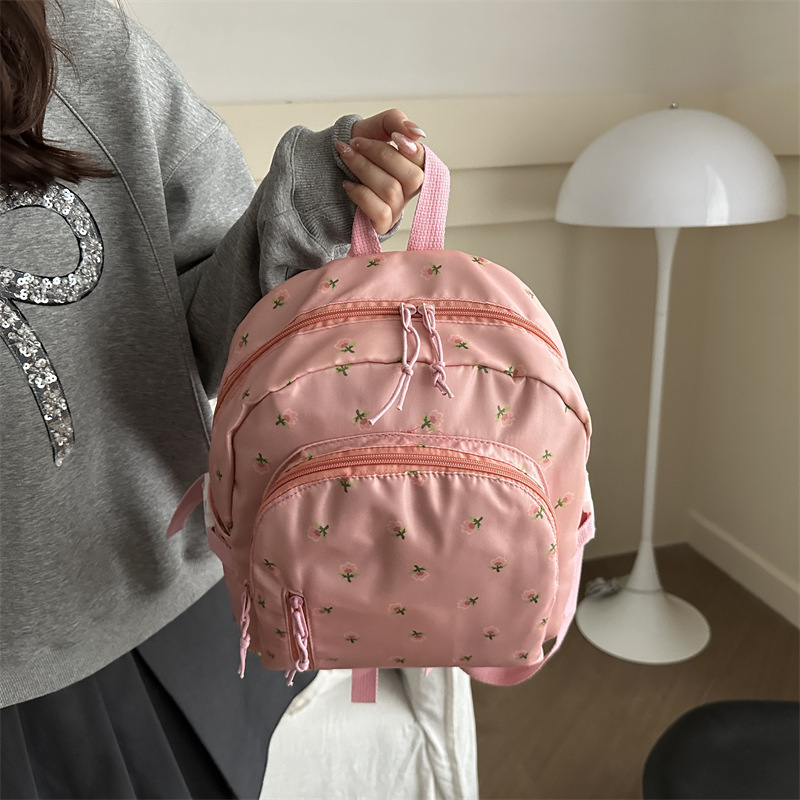 2025 Mochila de empalme de viento de Mori, pequeña mochila de chicas frescas, mini mochila de compras simple