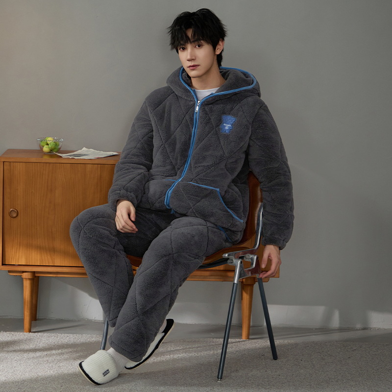 Pijamas de algodón de tres capas para hombres 2024 invierno de lana de coral de manga larga suelta y gruesa ropa de casa cálida set casual