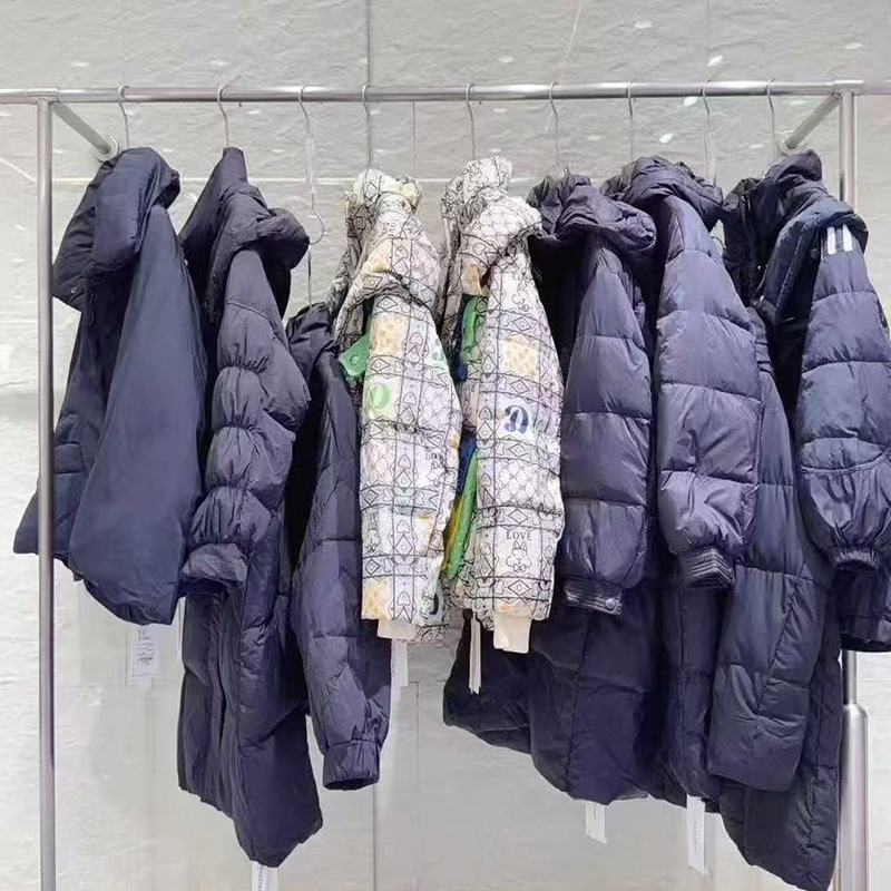 城画鹅绒羽绒服系列25冬品牌折扣批发女装直播实体外贸拿货十三行