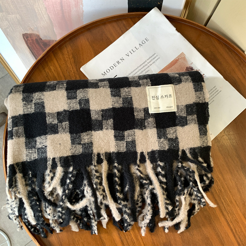 Nueva versátil engrosada de alta calidad bufanda de Chal caliente para hombres Estilo coreano retro bufanda a cuadros verde para mujeres Otoño e Invierno