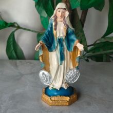 批发玛利亚张手站立摆件装饰物树脂工艺品祝福节庆礼物