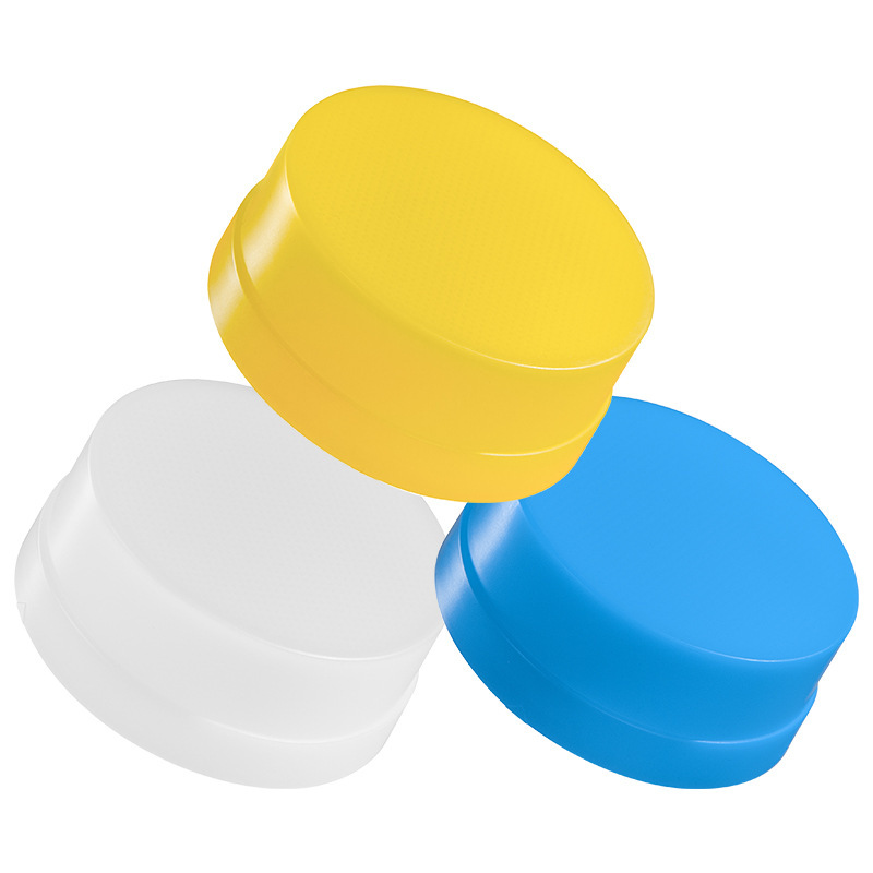 Round three-color combination