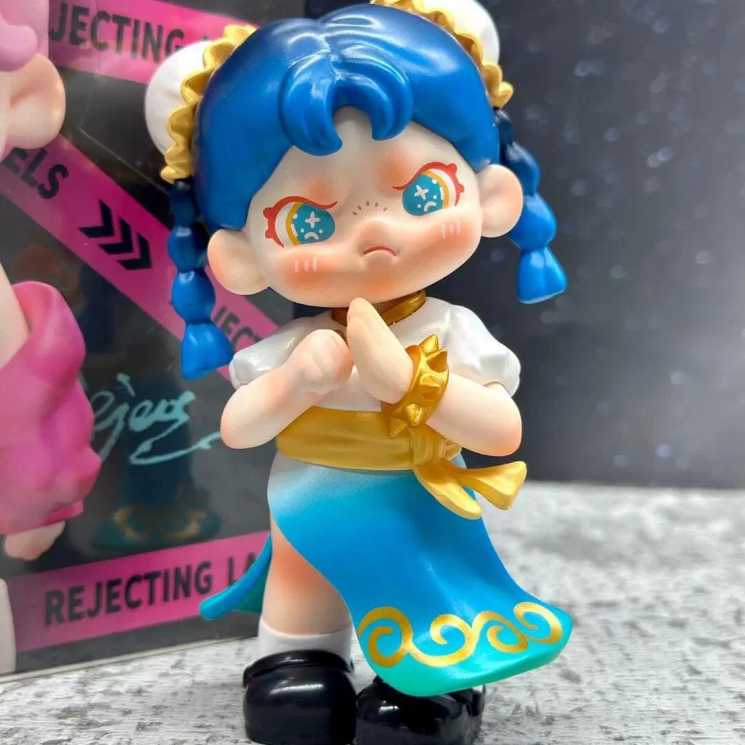 Китайская версия Dora второго поколения, серия избегай незнакомцев, blind box TNTSPACE Orion дочь модный костюм джентльмен фигурка