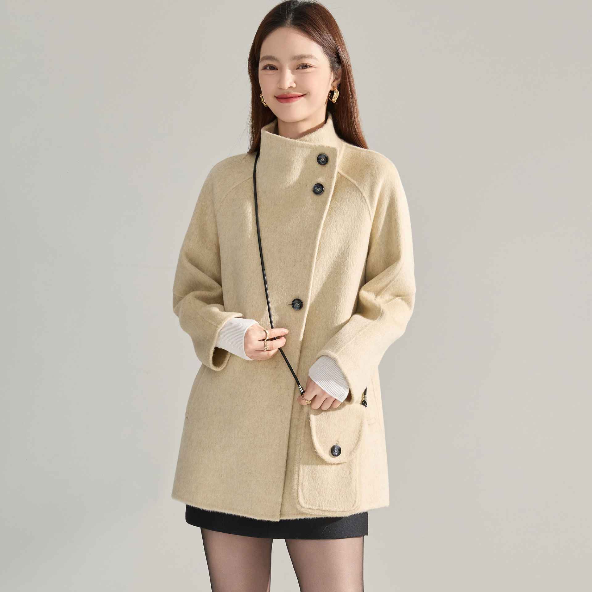 섞인 노란 낙타