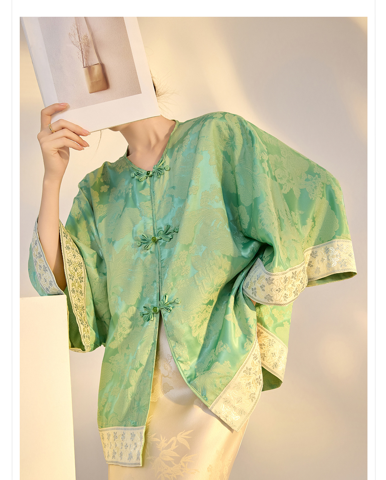 Áo sơ mi nam dài tay họa tiết in hình phong cách retro thanh lịch — Xanh lục chi tiết 11