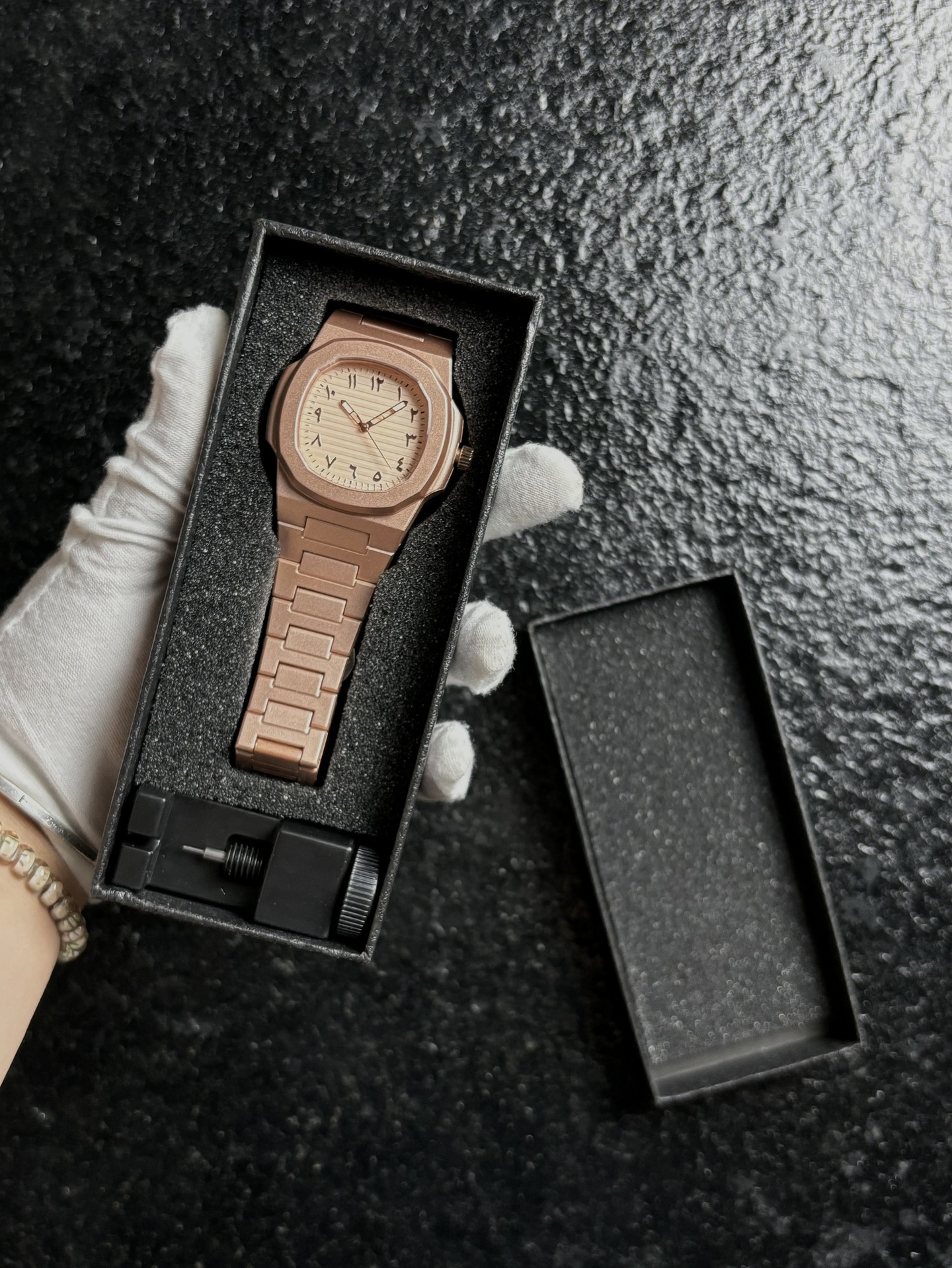 1159-4 domestic movement battery double snap button