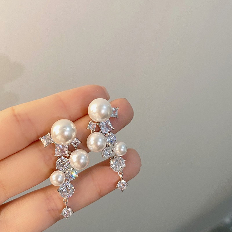 Fashion Heart Shape Butterfly Bow Knot Imitation Pearl Alloy Tassel Rhinestones Women's Earrings 1 Pair display picture 5