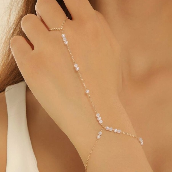 European and American Cross-border Simple Pearl Finger Chain Niche Design Personality Ladies Temperament Bracelet Metal Wear Finger Bracelet