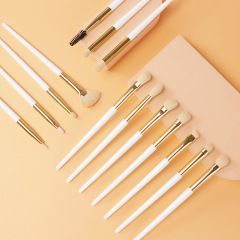 Single Blade Fan Highlight Brush, Small Flat Overpowder Makeup Brush, Nose Shadow Blush Soft Hair Beauty Tool Manufacturer