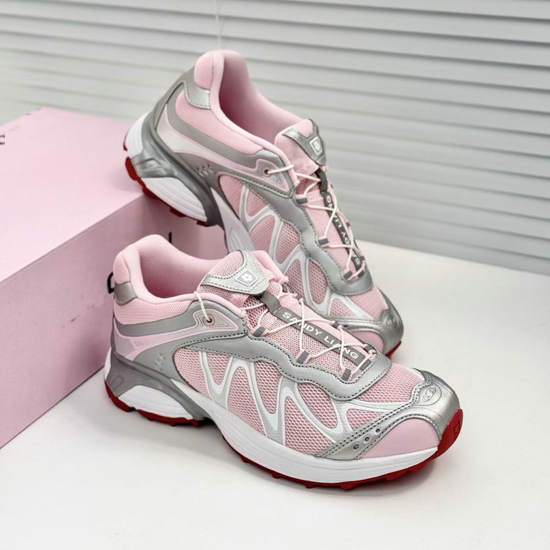 핑크 여성용 모델(36-40)은 한 사이즈 작게 제작되었습니다.