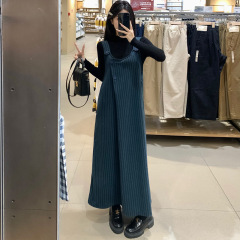 実写スポット2024新型秋服妊婦服ストライプバックスカート黒セーターセット