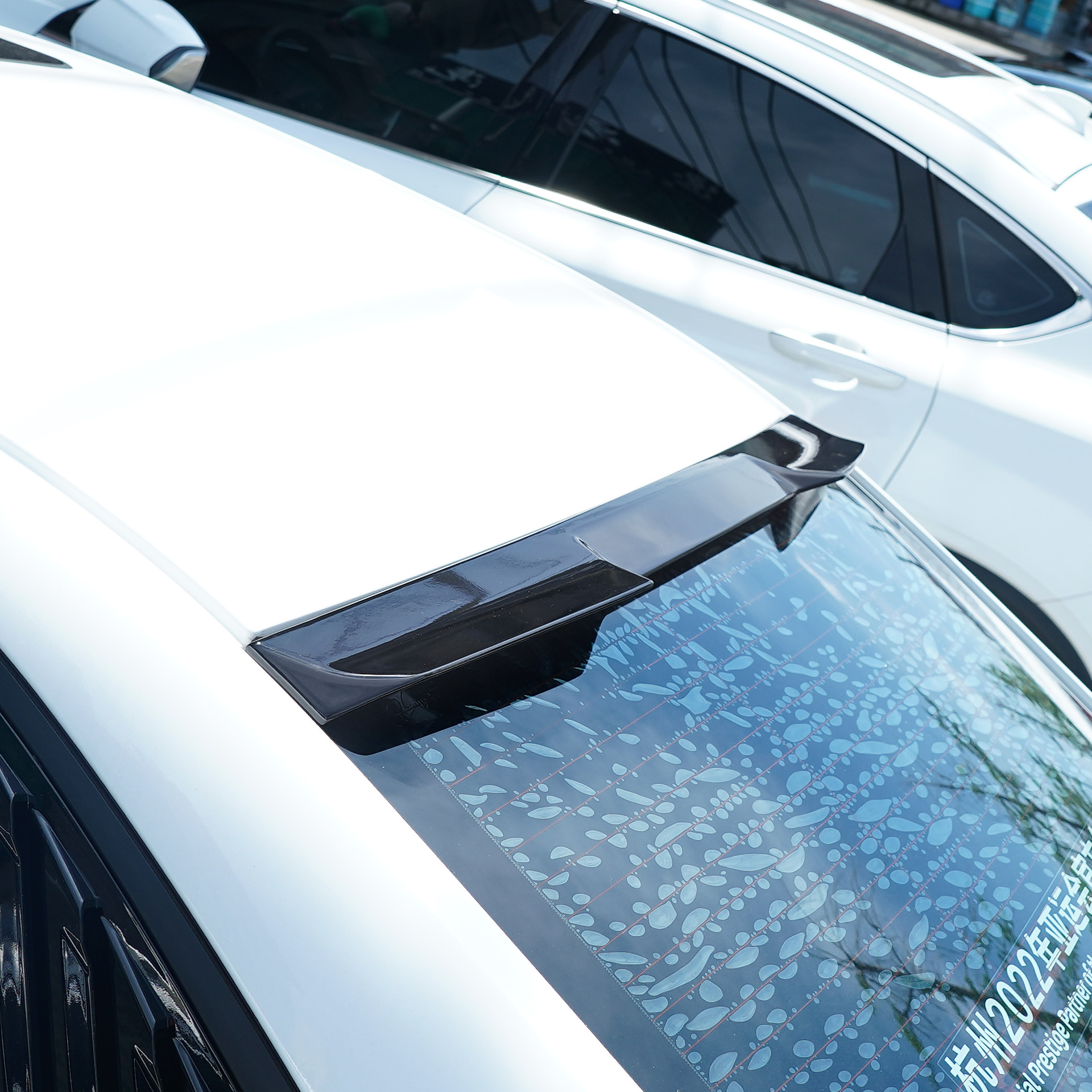 Suitable for 22-27 Geely Emgrand S70 front spoiler, front lip, rear wing, side skirts, rear lip, top wing, body kit