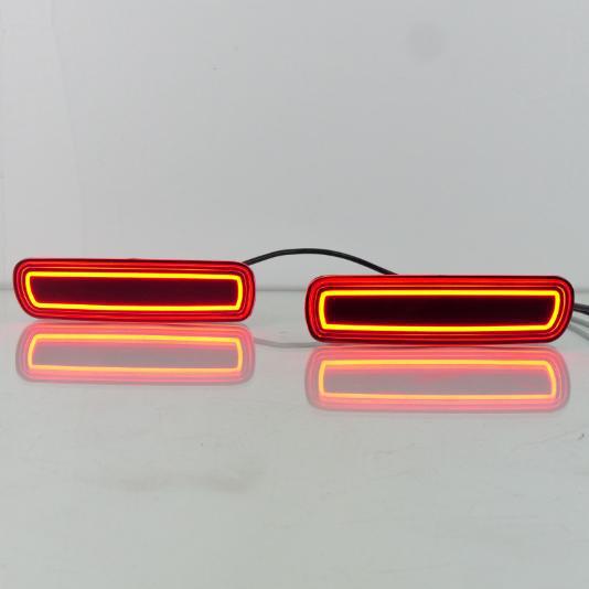 Adecuado para 98-07 Lámpara de barra trasera Land Cruiser LC100 98-07 Lámpara de barra trasera Lexus LX470