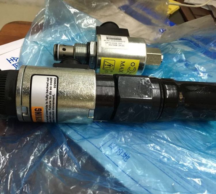 伊顿 EATON 比例阀EPV16-A-16电磁插装阀300AA MCSCJ024DG000010