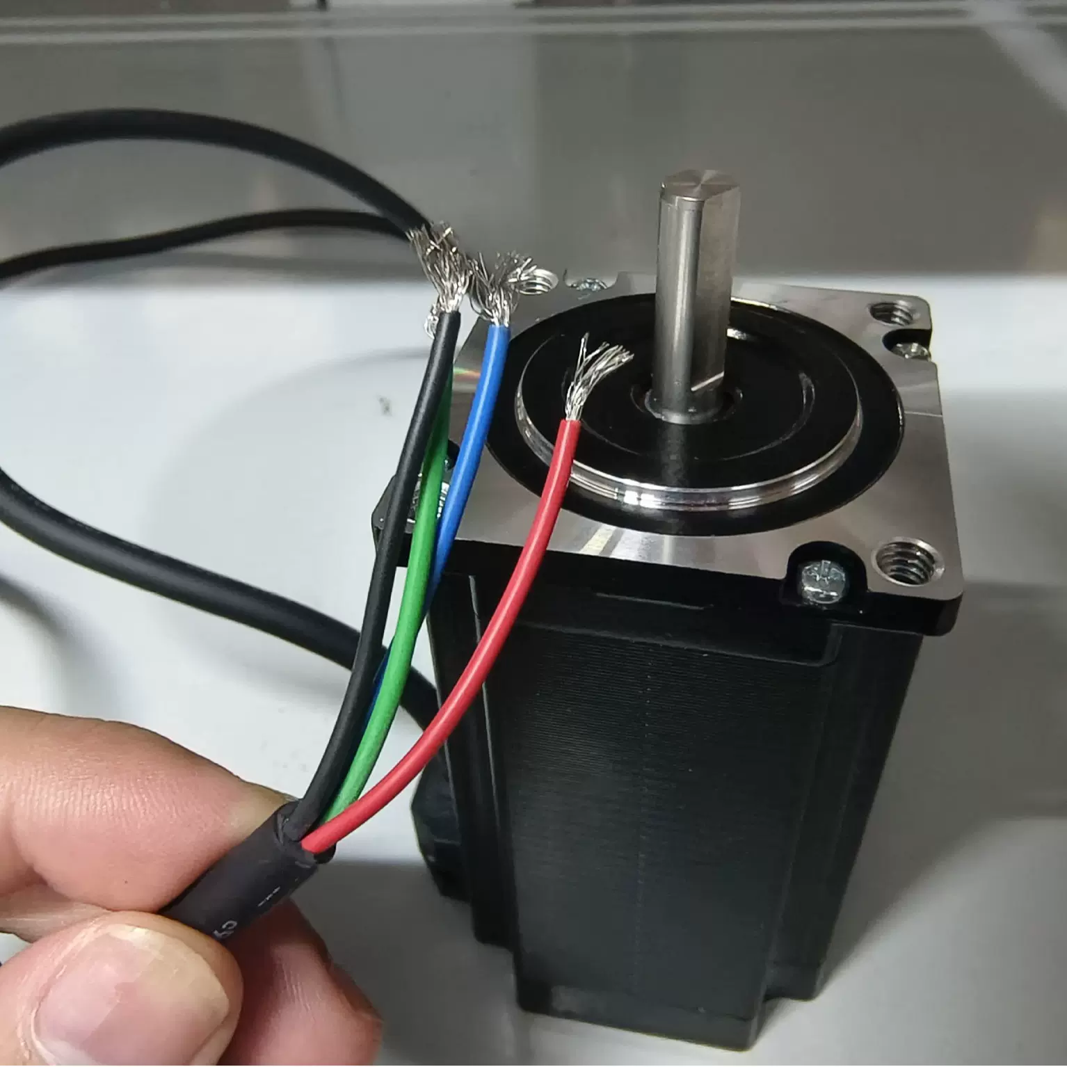 57型步进电机   DT57HS100-4026