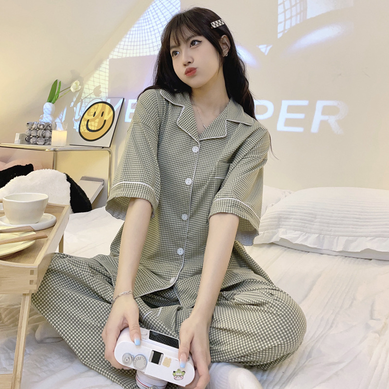 Chateau en vivo explosivo pijama de verano no impreso buen producto cuadrado pantalones de manga corta estilo coreano ropa doméstica de mujer